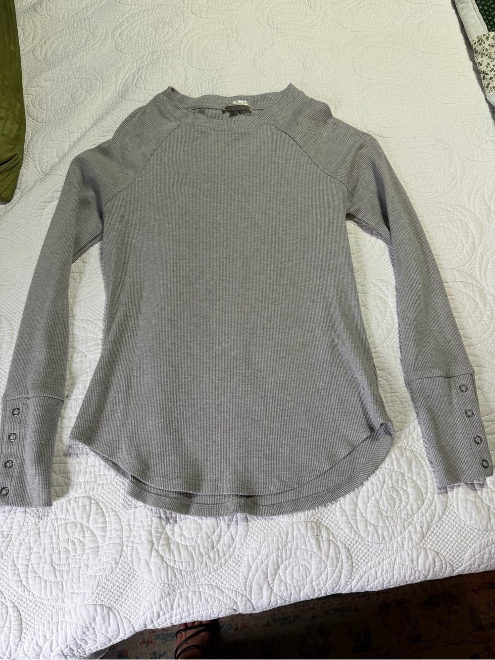 nine britton Light Gray Ribbed Long-Sleeve Top with Button Cuffs